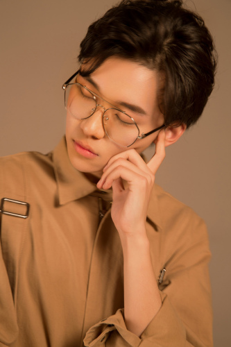 與父親劉奕君再次同框演出！“星二代”劉奕潼不輸父親的演技