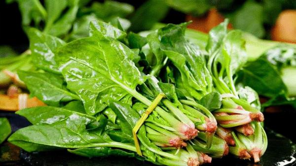 才知道，這4種蔬菜不需要焯水，幸虧早知道，否則營養流失又難吃