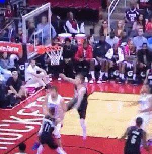 籃球歷史上7位“站著扣籃”的球員 籃球歷史上7位“站著扣籃”的球員