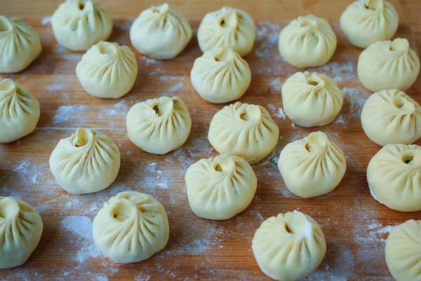 天冷了，遇到這菜多買點兒，一次買上10來斤，蒸包子吃太香了