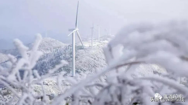 齊嶽山冰雪旅遊火爆，這群人在為遊客護航