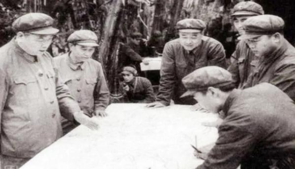 國民黨悍將胡璉之子披露:家父不敢提粟裕 國民黨悍將胡璉之子披露:家父不敢提粟裕