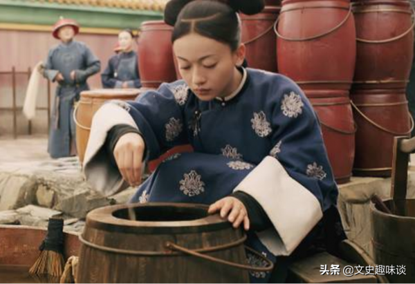 紫禁城近萬個房間，鼎盛時期住著數千人，為什麼沒有一個廁所？