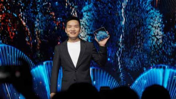 OPPO Find N展開一刻,兩大創新技術打破摺痕路上意難平 OPPO Find N展開一刻,兩大創新技術打破摺痕路上意難平