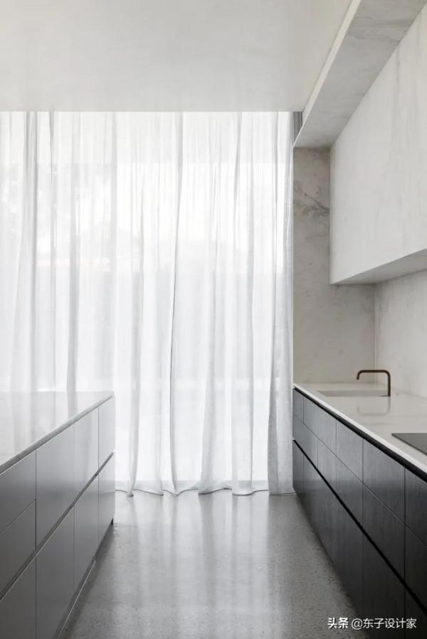 新作丨 ADAM KANE • 極簡剋制美學 新作丨 ADAM KANE • 極簡剋制美學