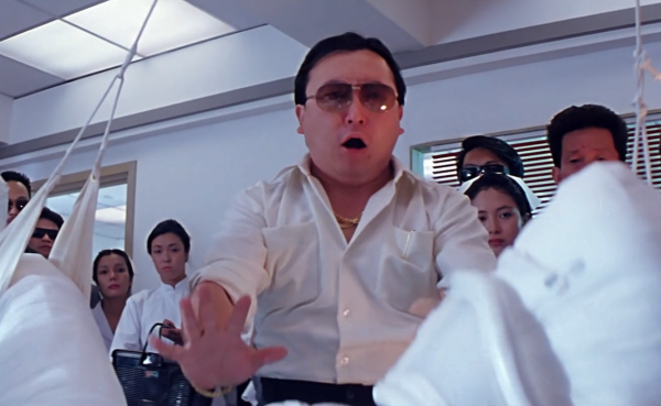 利智犧牲最大的電影，40位導演客串，配角比成龍牛逼？雙龍會幕後