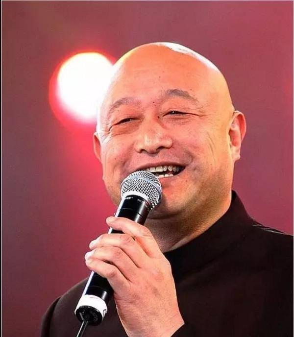 “相聲大師”陳寒柏“墜落史”，他的故事遠比你想得更精彩