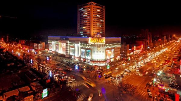 長春第一富豪:白手起家創業,成功後積極投身慈善 長春第一富豪:白手起家創業,成功後積極投身慈善