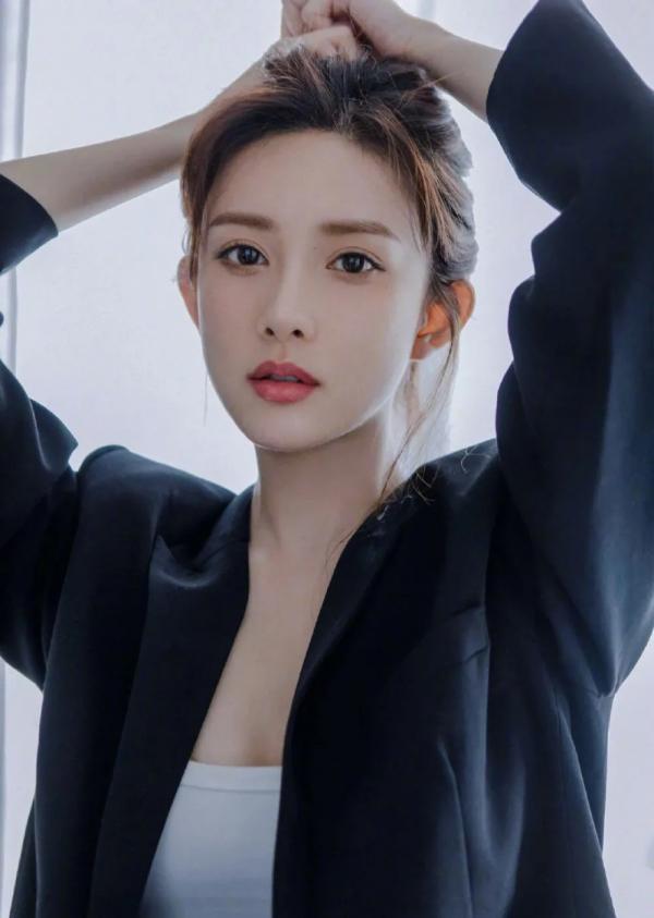 她們明明那麼美為啥還記不住臉？普通人應如何提升自己的辨識度？