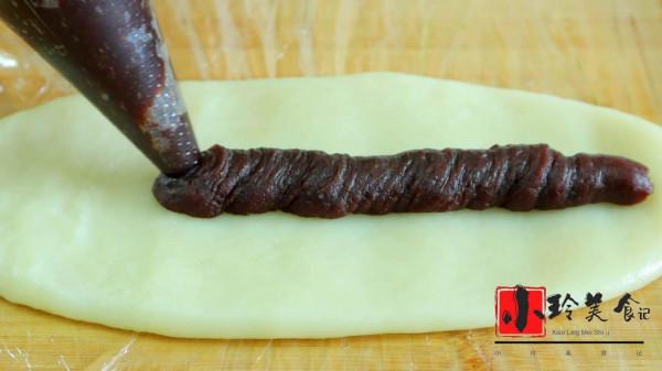 家裡有糯米粉可以試試這樣做，軟糯香甜還拉絲，比驢打滾還解饞