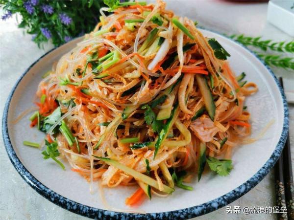 東北“年夜飯”必備的6大冷盤，隨便一道，都能撐起一桌的場面