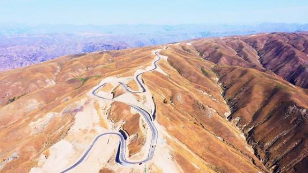 新疆又一條“網紅公路”完工!將於明年5月投入使用 新疆又一條“網紅公路”完工!將於明年5月投入使用