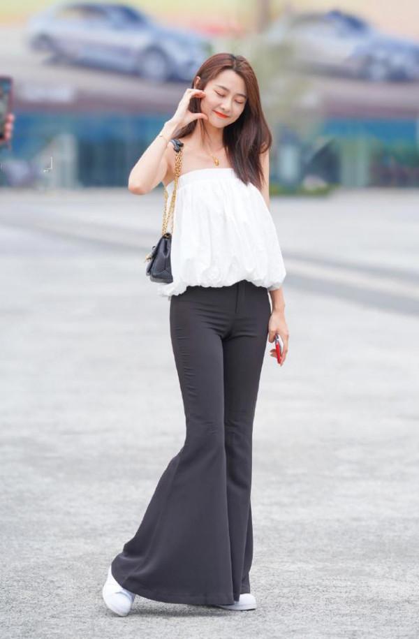 顏值高多重要?黑白搭配與眾不同,氣質不比明星差 顏值高多重要?黑白搭配與眾不同,氣質不比明星差