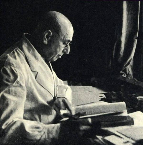 為維護人類正統,1000多副巨人骸骨被銷燬?真有5米高的巨人嗎? 為維護人類正統,1000多副巨人骸骨被銷燬?真有5米高的巨人嗎?