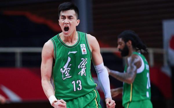 郭艾倫承認有傷,誰是遼籃第三後衛?楊鳴二選一,99年小將上位 郭艾倫承認有傷,誰是遼籃第三後衛?楊鳴二選一,99年小將上位