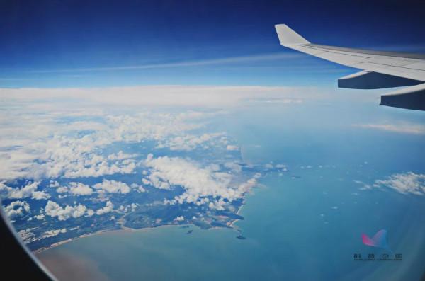 玉皇大帝住在平流層還是對流層？白素貞飛行時為啥手往前伸？