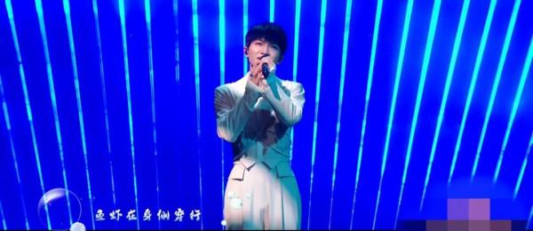 雙11晚會翻車不斷：千璽變劉歡、卷福打醬油，騰格爾你可別再作了