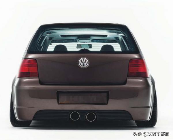 打破年份的界限 模板級的四代高爾夫