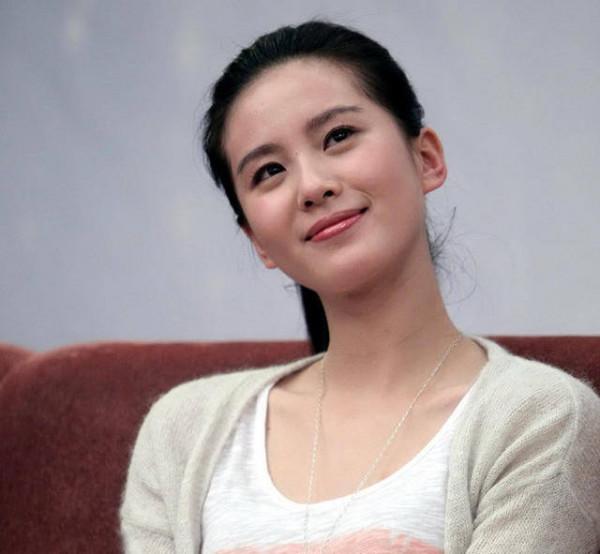 劉詩詩鋒芒暗藏,楊冪肆無忌憚,爭強鬥勝後誰是贏家? 劉詩詩鋒芒暗藏,楊冪肆無忌憚,爭強鬥勝後誰是贏家?