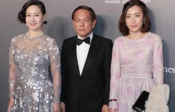 許家印之後,兩個香港女首富也是出麻煩了,各自虧損了幾百億身家 許家印之後,兩個香港女首富也是出麻煩了,各自虧損了幾百億身家