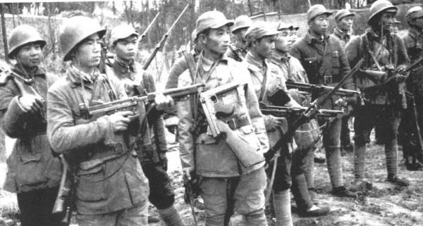 電影《長津湖》中有志願軍戴鋼盔，在真實歷史上情況如何？