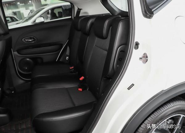 後排空間讓人驚喜，搭1.5T+CVT動力組合！實拍體驗2020款本田繽智