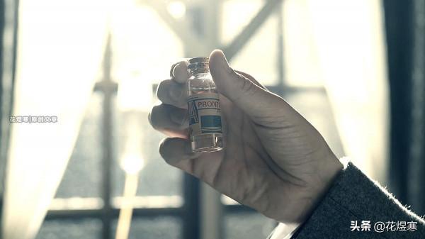 《前行者》劇組請了多少“專家”？連一個小瓶子都如此講究