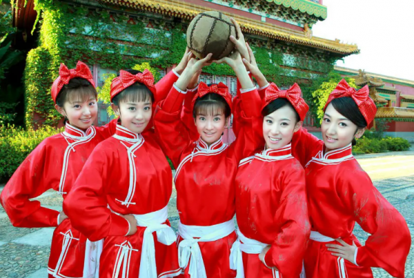 好傢伙,《還珠格格》又要翻拍3.0版本,這燙手山芋誰接都不討好 好傢伙,《還珠格格》又要翻拍3.0版本,這燙手山芋誰接都不討好