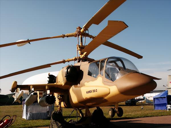 卡52飛行員並排坐,為啥不像“阿帕奇”一樣前後坐?真有串列型號 卡52飛行員並排坐,為啥不像“阿帕奇”一樣前後坐?真有串列型號