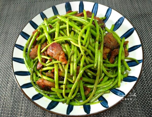 請公公婆婆吃飯,3小時做了6菜1湯,曬朋友圈火了,網友:太摳門 請公公婆婆吃飯,3小時做了6菜1湯,曬朋友圈火了,網友:太摳門