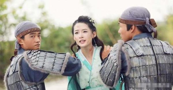 宋朝延慶公主，被皇帝灌醉送給金兵，在軍營中被折磨穀道破裂而死