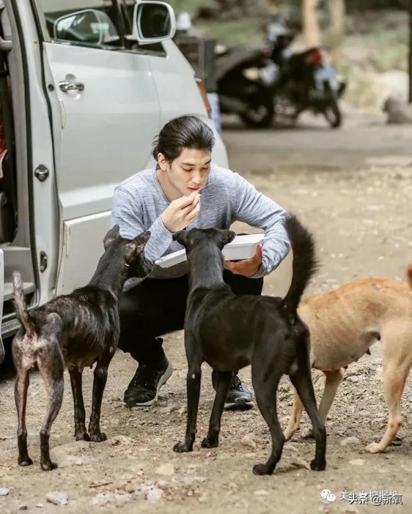 吹捧多年的全球最帥面孔其實是野榜？