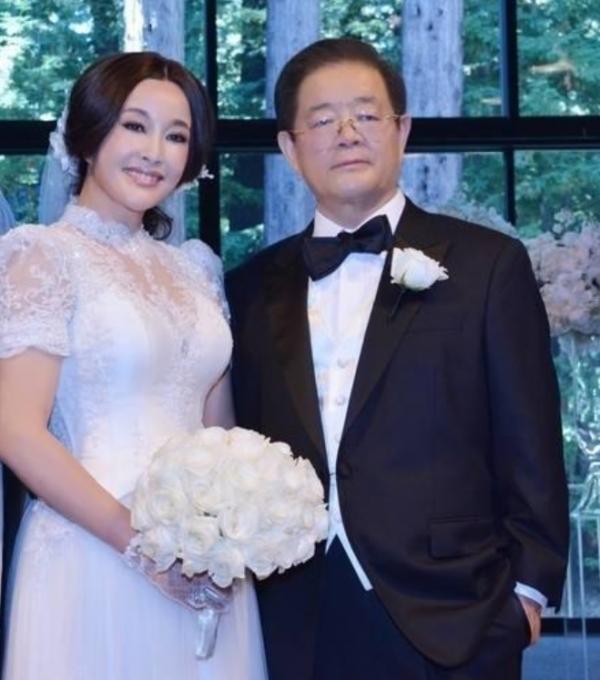 容貌出眾,60歲卻不生孩子的6位女星,楊麗萍為了跳舞拿掉孩子 容貌出眾,60歲卻不生孩子的6位女星,楊麗萍為了跳舞拿掉孩子