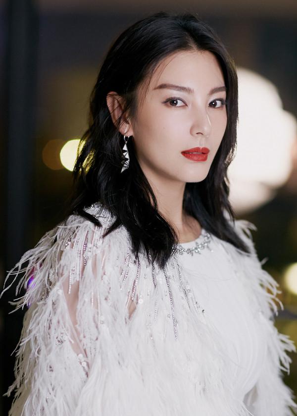 “花期長”的女演員，我只服這4位！顏值和氣質從出道前就沒變過