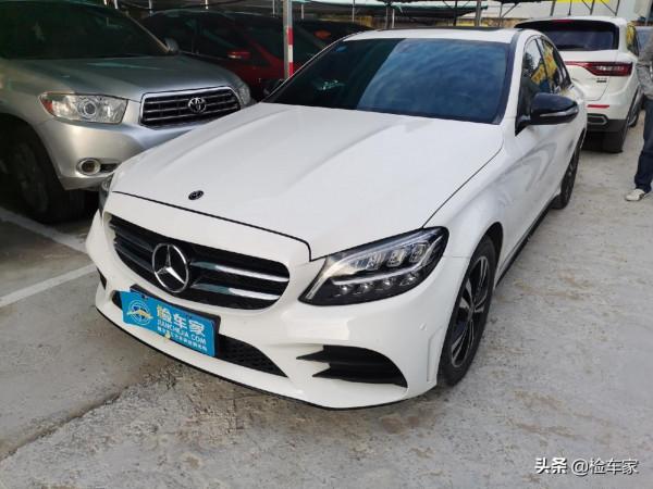 事出反常必有妖!19款賓士C報價22萬,這車螺絲都對不上 事出反常必有妖!19款賓士C報價22萬,這車螺絲都對不上