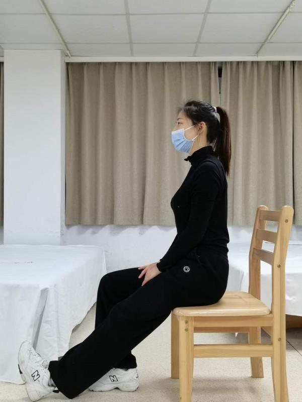 &commat;長途回家路上的你，康復科醫生教你原地健身