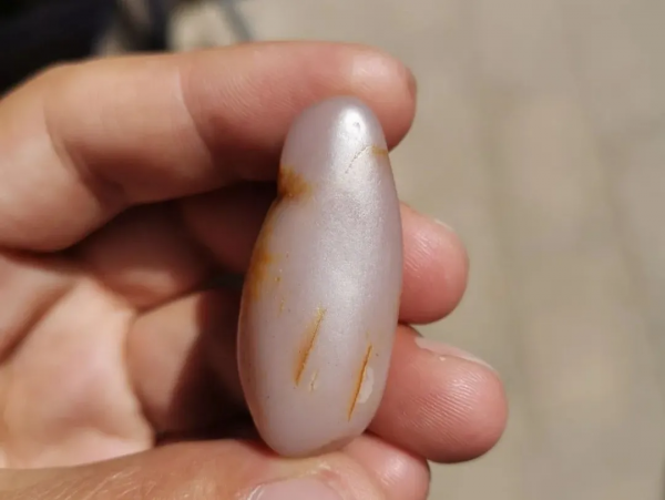 國慶假期去和田巴扎買玉,市場情況是這樣的…… 國慶假期去和田巴扎買玉,市場情況是這樣的……