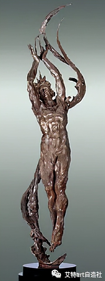 斯諾登從一塊泥引發的啟迪 斯諾登從一塊泥引發的啟迪