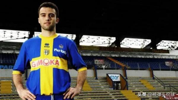 被傷病毀掉的天才，17歲去曼聯，24歲被皇薩垂青，6年5次膝蓋手術