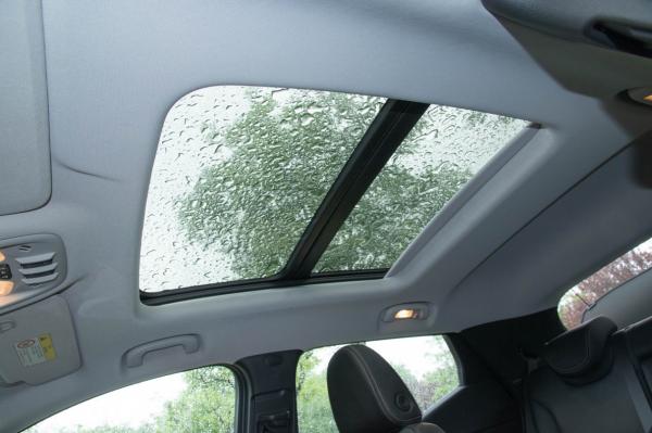 沉穩的“小快靈” 試駕體驗別克微藍7