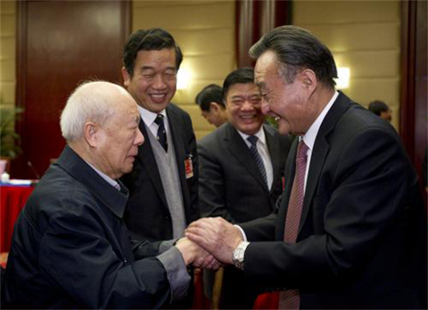 在上海工作了30年的吳邦國,對上海有著怎樣的情結? 在上海工作了30年的吳邦國,對上海有著怎樣的情結?