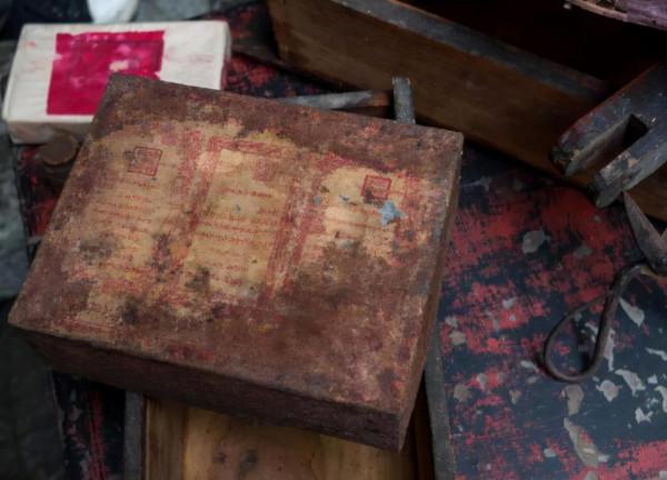 1978年,江蘇3名小學生玩耍,無意中進入暗洞,發現價值50億國寶 1978年,江蘇3名小學生玩耍,無意中進入暗洞,發現價值50億國寶