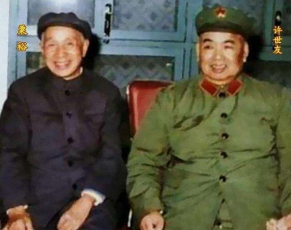 1947年孟良崮戰役，許世友怒摔粟裕電話，戰後不出來，怕被陳毅罵