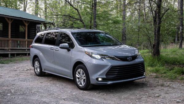 2022款豐田Sienna特別版46565美元起 2022款豐田Sienna特別版46565美元起