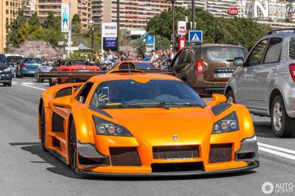 中國香港品牌阿波羅,進博會全球首發新車,背後代工竟與AMG有關 中國香港品牌阿波羅,進博會全球首發新車,背後代工竟與AMG有關