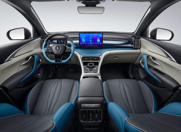 10萬級別大五座SUV 大空間 配置豐富 比哈弗H6還香