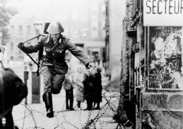 德國為什麼宣佈永遠放棄在兩次世界大戰中失去的領土 德國為什麼宣佈永遠放棄在兩次世界大戰中失去的領土