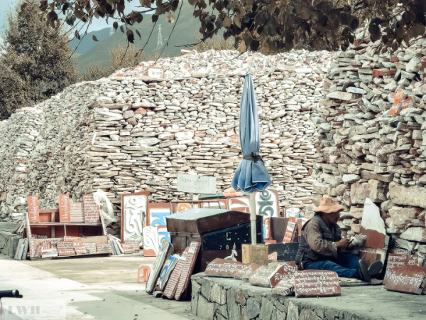 兩個人，一輛車，阿里北線無人區穿越