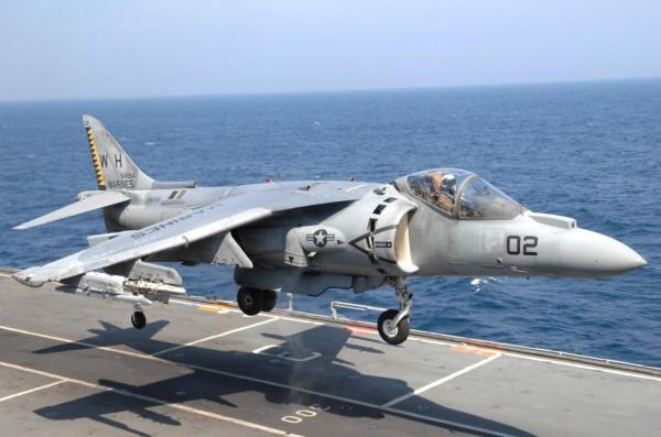 0架對300架,美海軍陸戰隊空中支援強大,075何時迎來垂直起降機 0架對300架,美海軍陸戰隊空中支援強大,075何時迎來垂直起降機