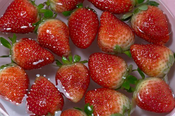 這6種果實曬乾後，比新鮮的好吃，嚼勁十足有韌性，當小零食解饞